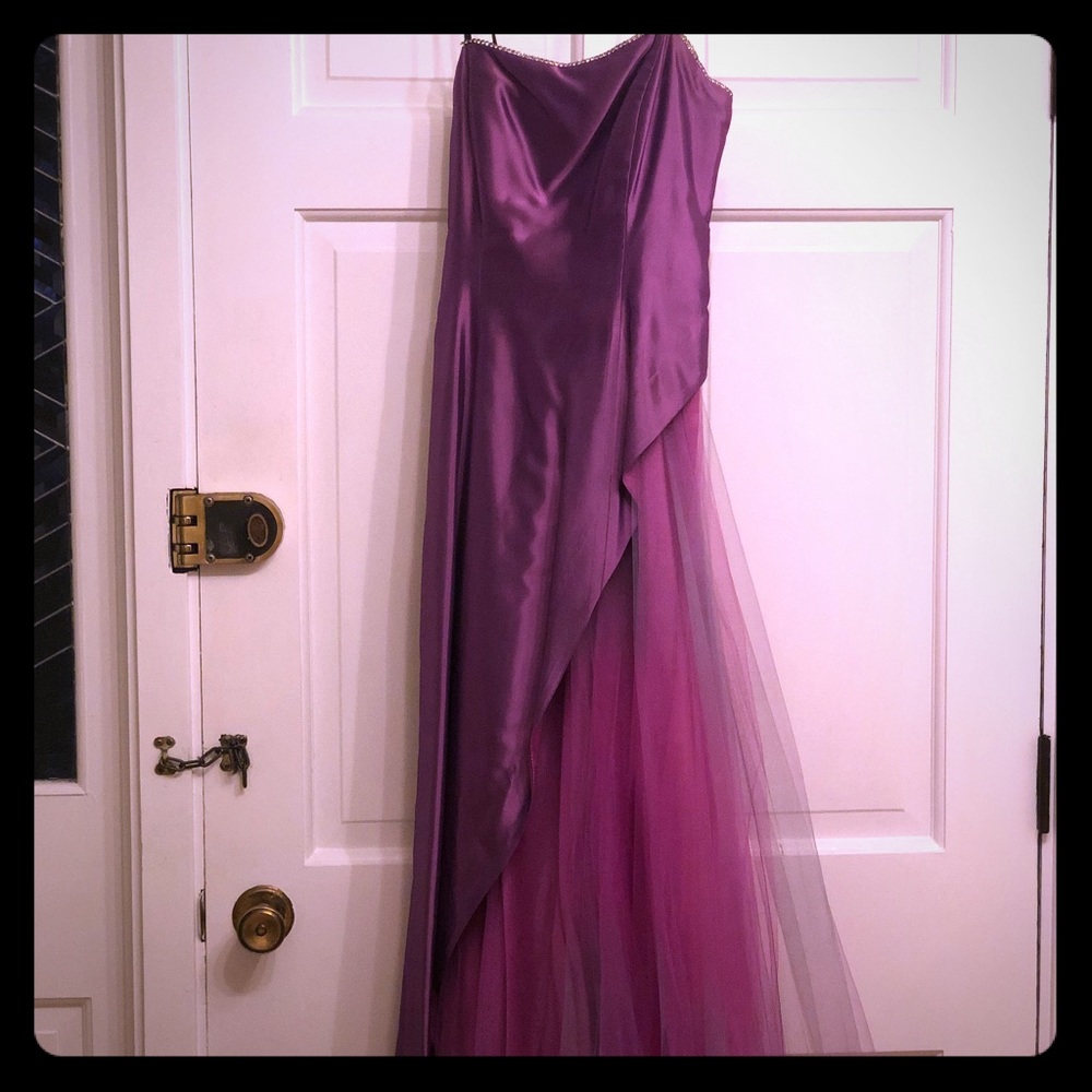 Homecoming / prom dress